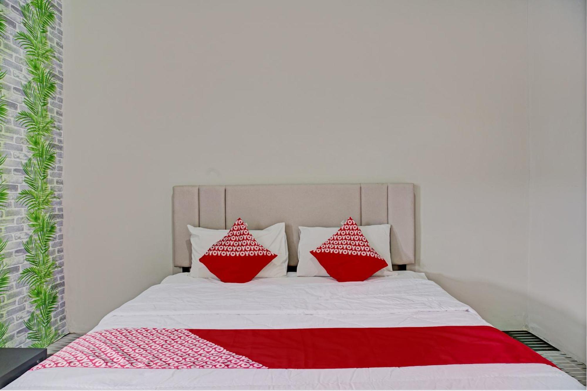 Oyo 93190 Sartika Gh Syariah Hotel Pekanbaru