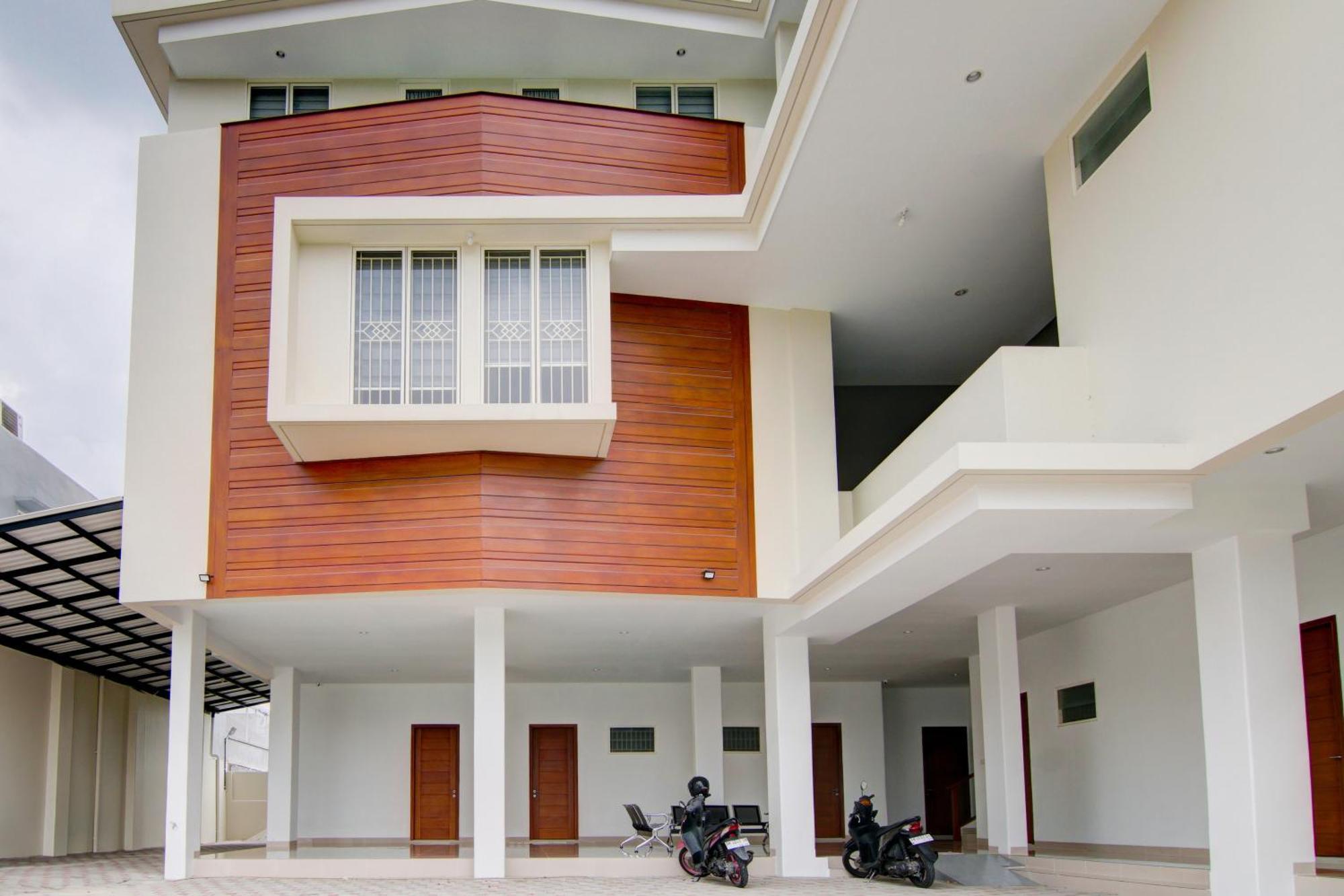 Hotel Oyo 93190 Sartika Gh Syariah Pekanbaru